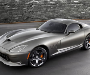 SRT Viper GTS