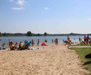 Plaża w Dojlidach i basen otwarte od soboty. Sprawdź, na jakich zasadach