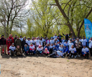 Ponad 2 tony śmieci wyzbierane z brzegów Narwi! Operacja Czysta Rzeka w Łomży za nami