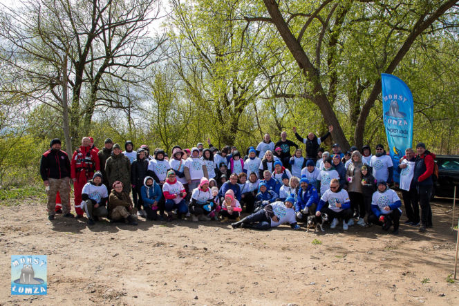 Ponad 2 tony śmieci wyzbierane z brzegów Narwi! Operacja Czysta Rzeka w Łomży za nami