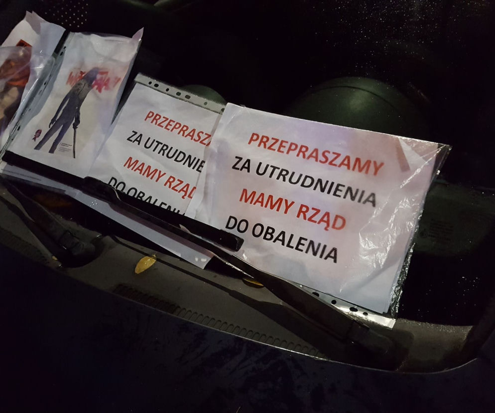 Słabną Strajki kobiet w Lesznie. Po zawieszeniu przemarszów, wczoraj protest samochodowy