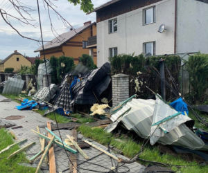 W Kaniowie wichura uszkodziła 22 domy