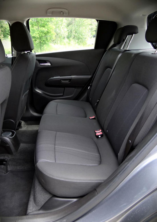 Chevrolet Aveo 5d 2013