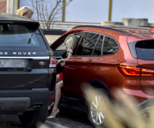 Magdalena Ogórek jeździ BMW X1