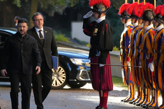 Zełenski przyleciał do Watykanu. Papież pomoże w negocjacjach?