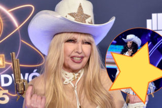 Stylizacje, o których mówi cała Polska. Wygładzone uda i niesforne frędzle zahipnotyzowały publiczność [ZDJĘCIA]