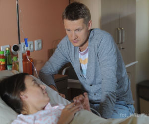 M jak miłość odc. 1038. Magda (Anna Mucha), Paweł (Rafał Mroczek)