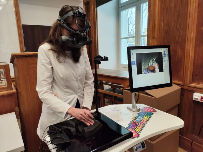 Zanim zbadają wcześniaki, będą mogli nauczyć się tego na symulatorze. Nowy sprzęt od WOŚP