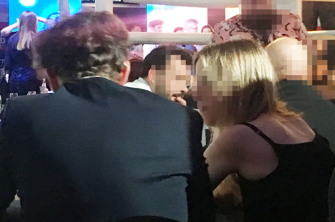 Antek Królikowska pokazał nową parterkę.