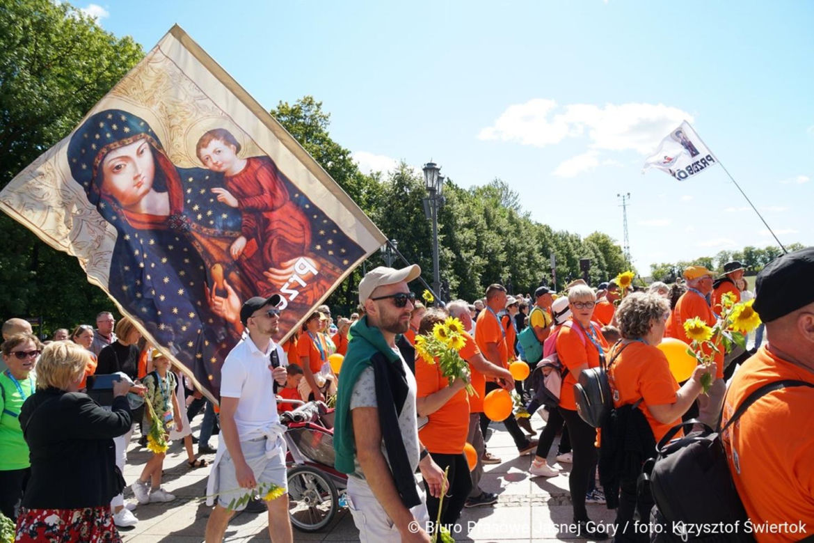 Pielgrzymki na Jasną Górą na uroczystości Matki Bożej Częstochowskiej