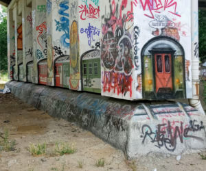 Trójwymiarowy mural przypomina o dawnej świetności linii kolejowej do Polic