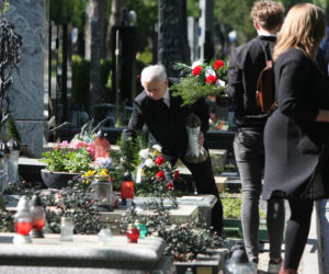 W PiS walka o miejsce przy Prezesie 