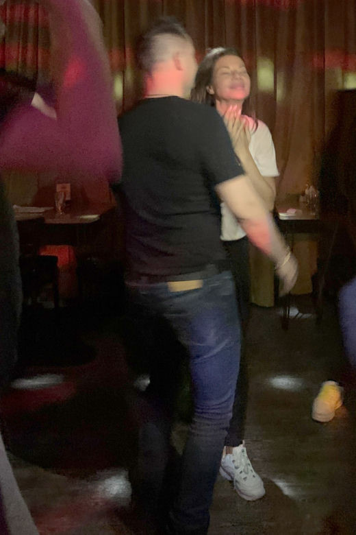 Poniosła ją taneczna bliskość