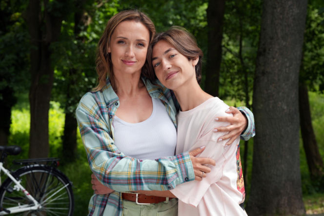 Barwy szczęścia odc. 3281. Asia (Anna Gzyra-Augustynowicz), Emil (Artem Malaszczuk)