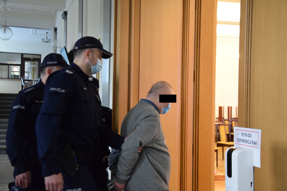 Podkarpackie. Ojciec przez lata gwałcił córkę [ZDJĘCIA]