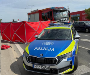 Motocyklista nie żyje! Wstrząsający wypadek pod Warszawą. Jest szokujące nagranie z kamery