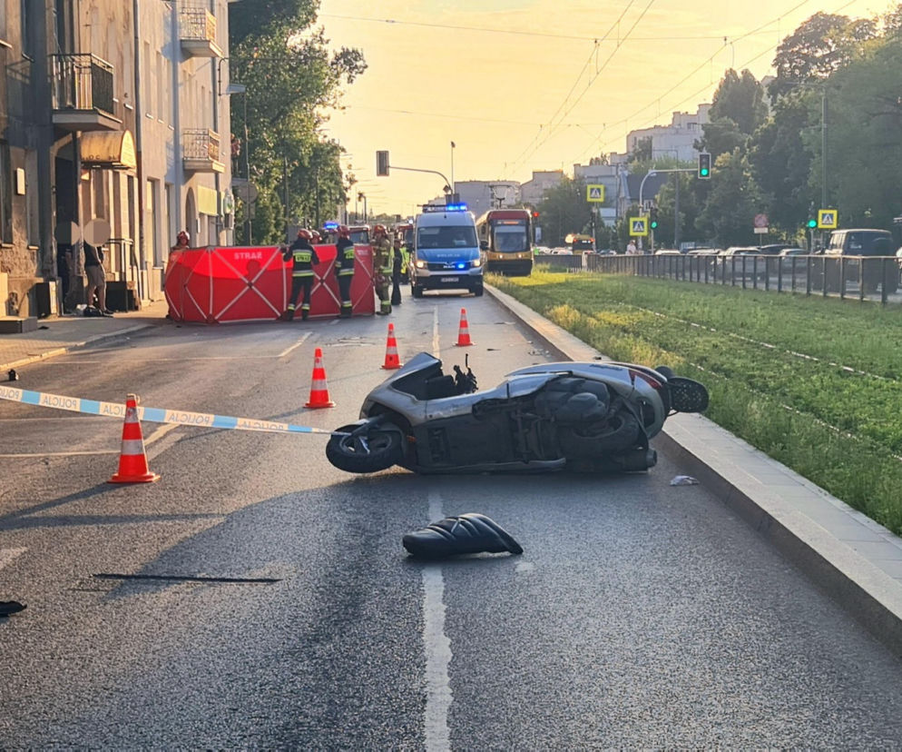 Koszmarny wypadek na Grochowskiej. BMW zabiło skuterzystę 