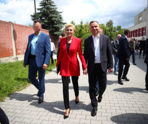 Wybory 2020. Para prezydencka razem z córką oddali głosy w drugiej turze