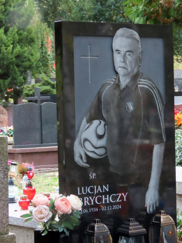 Groby Lucjana Brychczego i Jacka Magiery