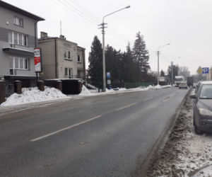 Ulica Kazimierzowska i zabytkowy budynek Mazowieckiego Ośrodka Doradztwa Rolniczego w Siedlcach w połowie lutego 2021