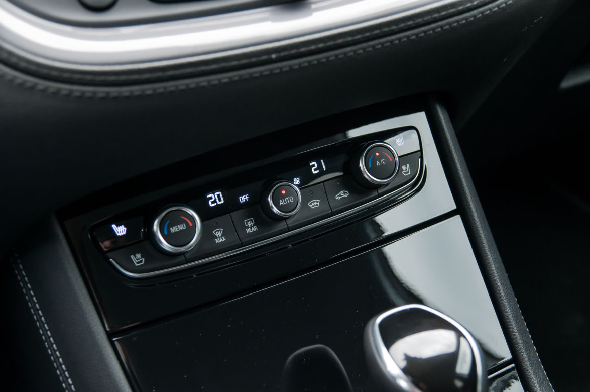 Opel Grandland X Ultimate 2.0 Diesel 177 KM