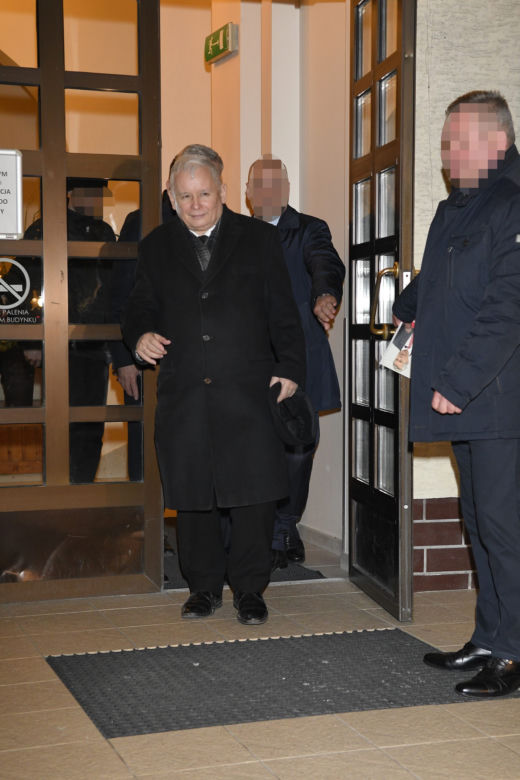 Prezes przepytywał senatorów