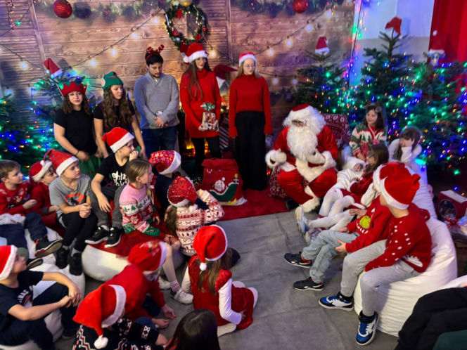 Wioska świętego Mikołaja w Zespole Szkół Akademickich