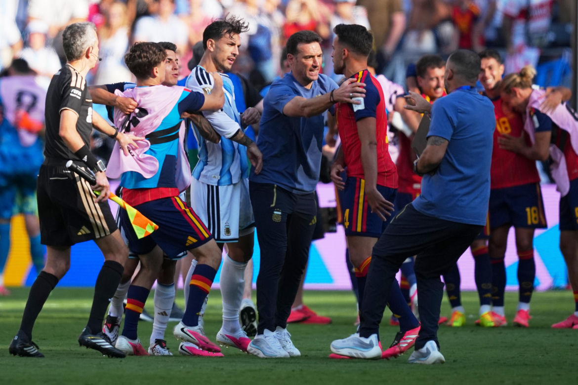 Awantura po finale MŚ Hiszpania - Argentyna
