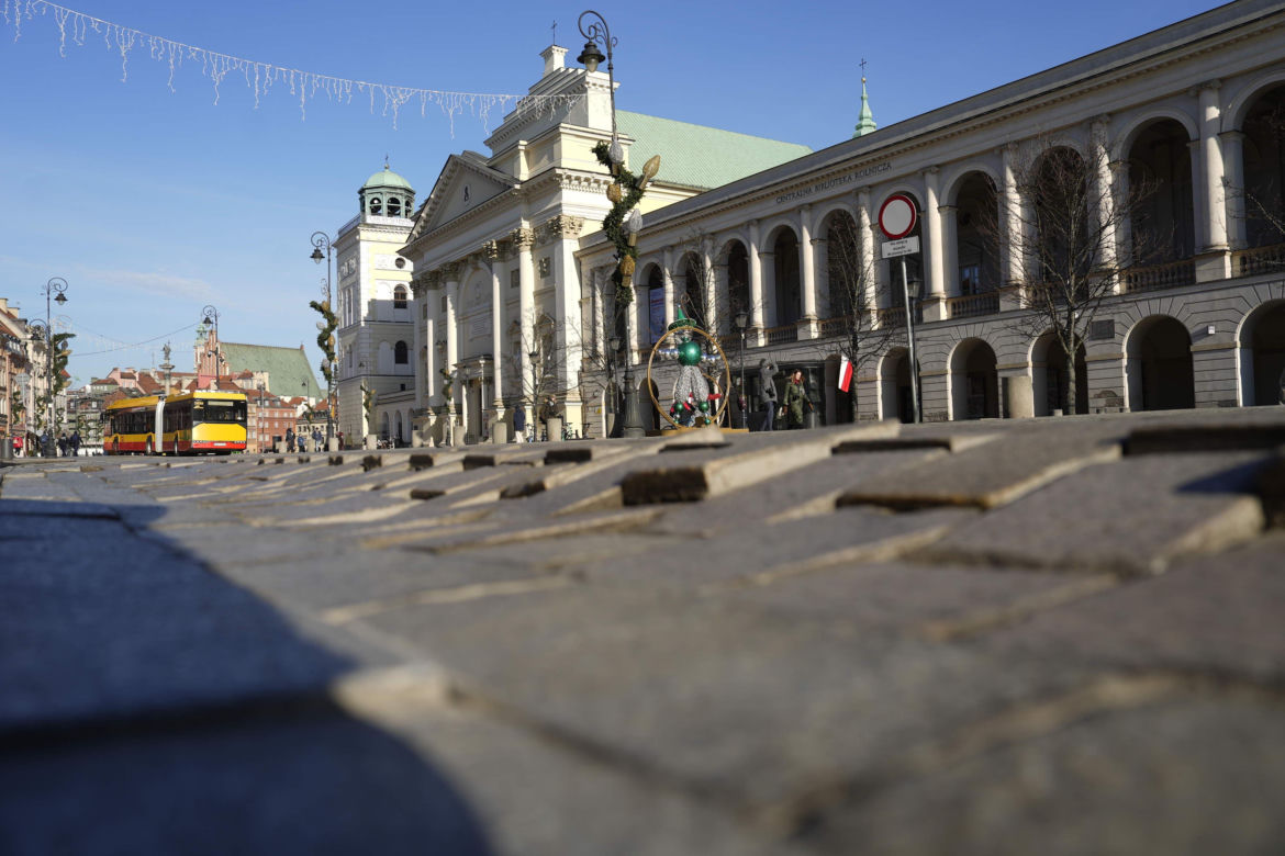 Nawierzchnia na Krakowskim Przedmieściu w Warszawie