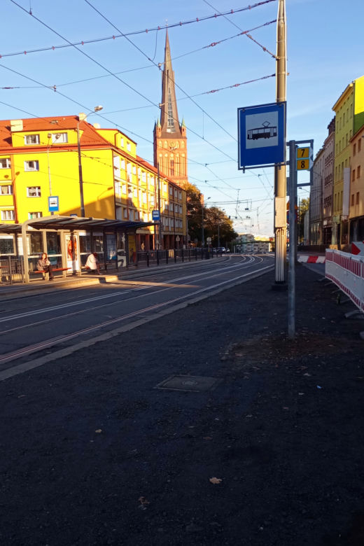 Utrudnienia na placu Zwycięstwa i Bramie Portowej