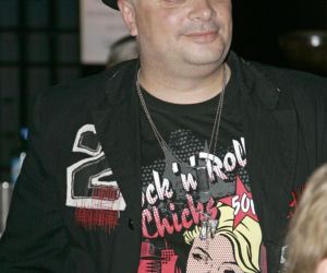 Krzysztof Skiba i jego wizerunek na przestrzeni lat. Tak zmieniał się lider Big Cyca