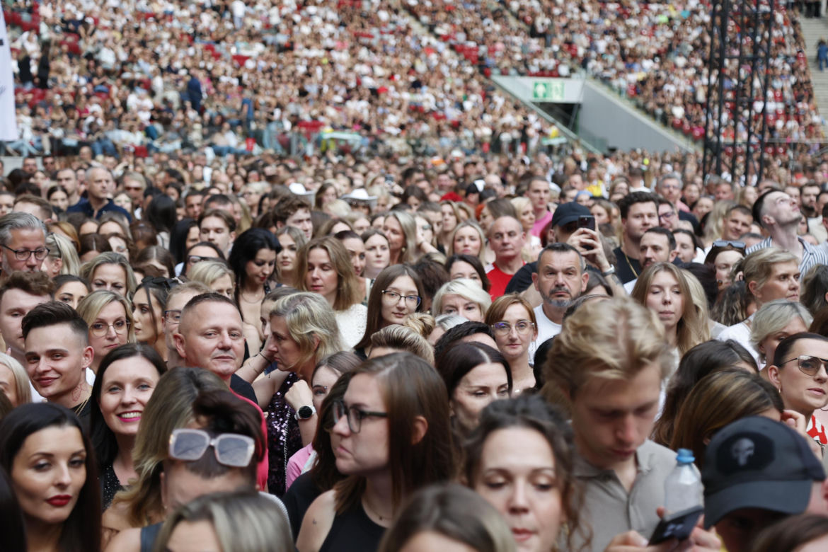 Koncert Jennifer Lopez w Warszawie (25.07.2025) - część druga. Organizatorem koncertu jest Prestige MJM