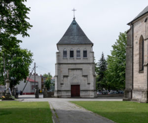 To jedno z najpiękniejszych miast w województwie łódzkim. Jest też jedną z najstarszych osad w Polsce