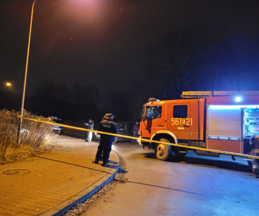 Małopolska: Rozrzucone wyniki testów na koronawirusa leżały przy drodze! Policja w akcji 