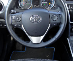 Toyota Auris Hybrid