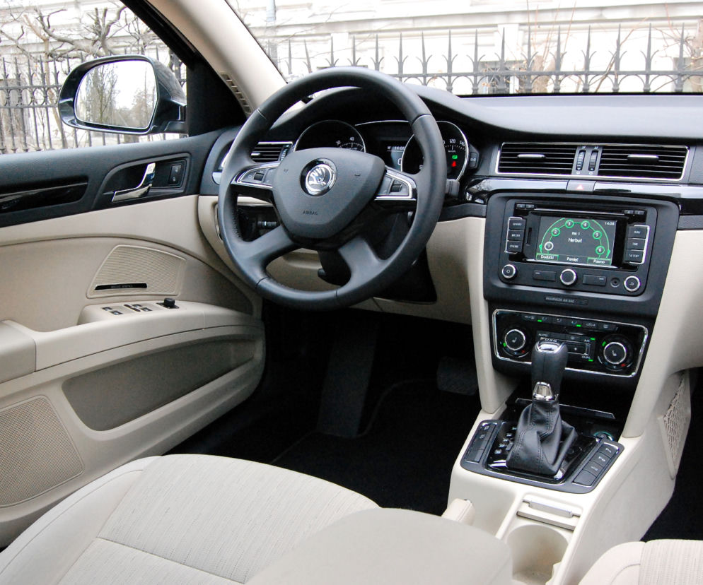 Skoda Superb Combi