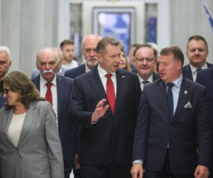 Czarnek i alternatywa dla rolników