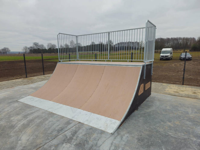 Skatepark w Sarnakach w powiecie łosickim