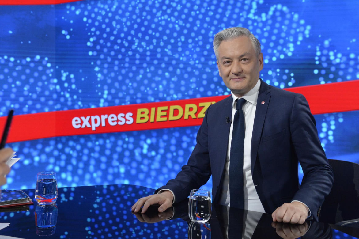 Robert Biedroń jest siwiutki jak gołąbek! 