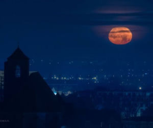 Księżyc nad Wrocławiem