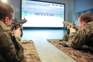 Wirtualna strzelnica na Woli