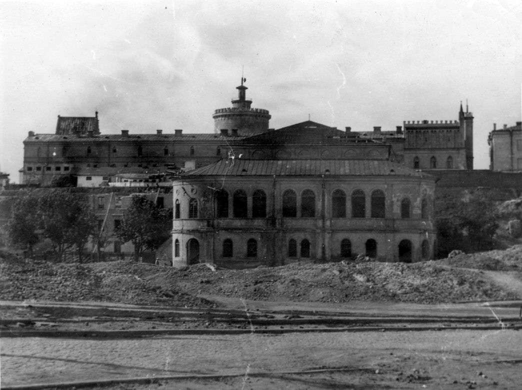 1943 , Synagoga Maharszala, zwana też Wielką Synagogą, była dumą i chlubą lubelskich Żydów. 