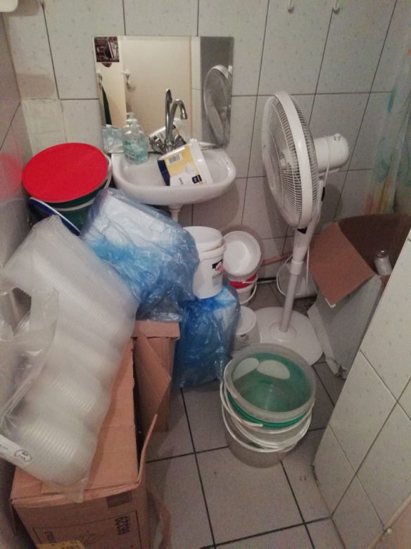 Pili alkohol na stołówce w podstawówce