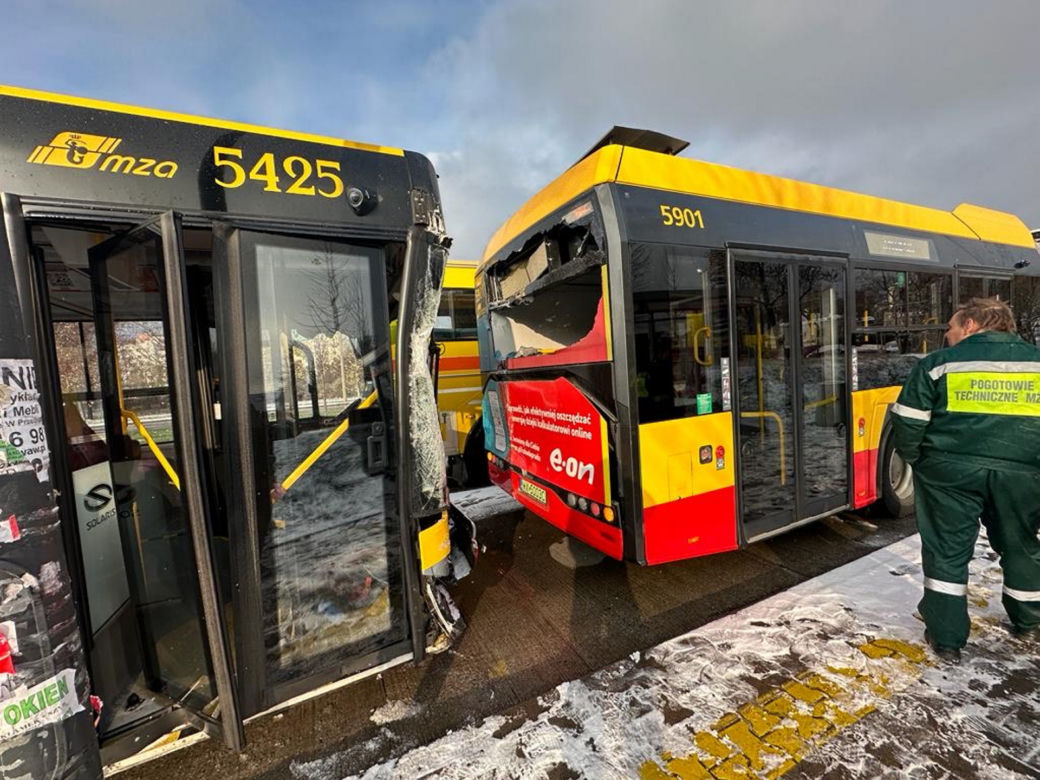 Pierwszy śnieg w Warszawie. Zablokowana Dolina Służewiecka