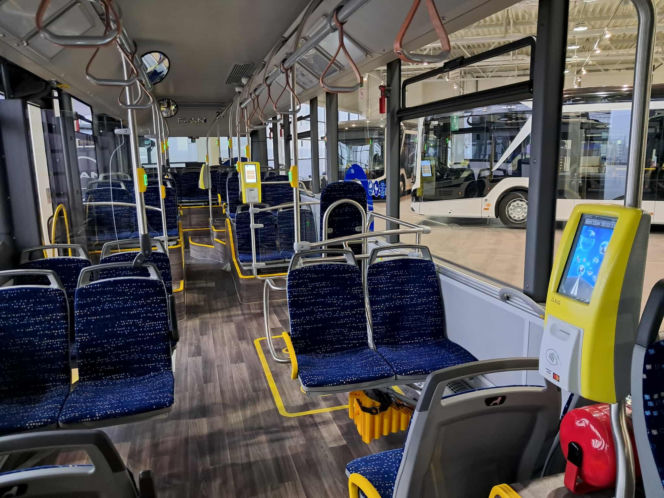 Pięć nowych autobusów elektrycznych trafia do komunikacji miejskiej w Starachowicach