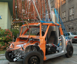 Studenci skonstruowali Malucha na ciekły azot