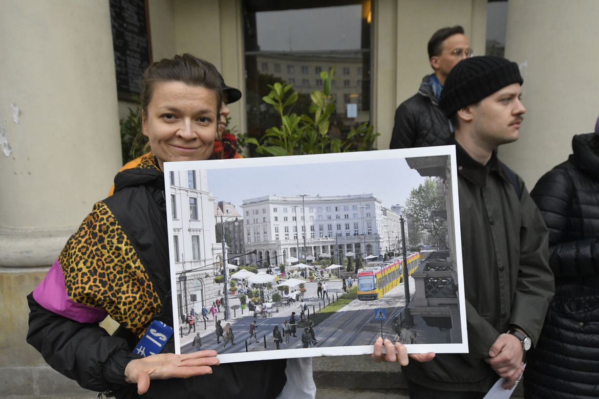 Zamkną plac Zbawiciela? Działacze chcą zrobić z ronda deptak