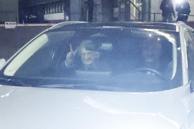 Koniec spotkania PiS na Nowogrodzkiej