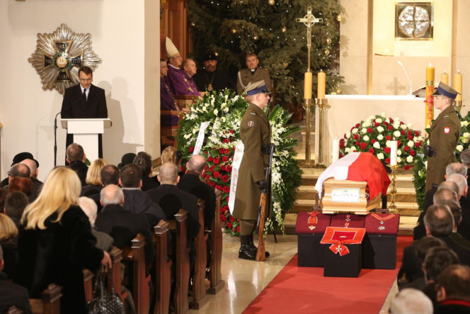 11 lat temu zmarł Józef Oleksy. Tak wyglądał jego pogrzeb