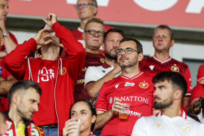Widzew Łódź - Lech Poznań: Zdjęcia kibiców z meczu 6. kolejki PKO BP Ekstraklasy